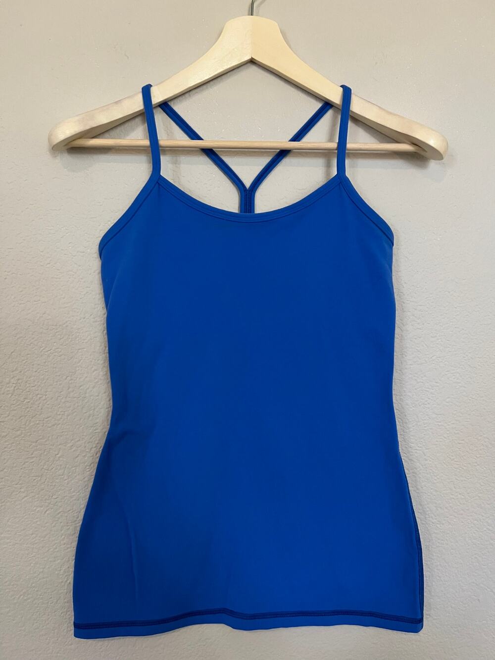 Lululemon Women’s Blue Tank Top Size 6